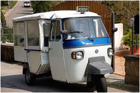 AN OLD ISCHIAN TAXI